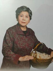 殷殷慈母心,殷殷母爱，温暖人生